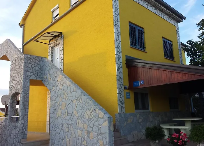 Apartments Lucija