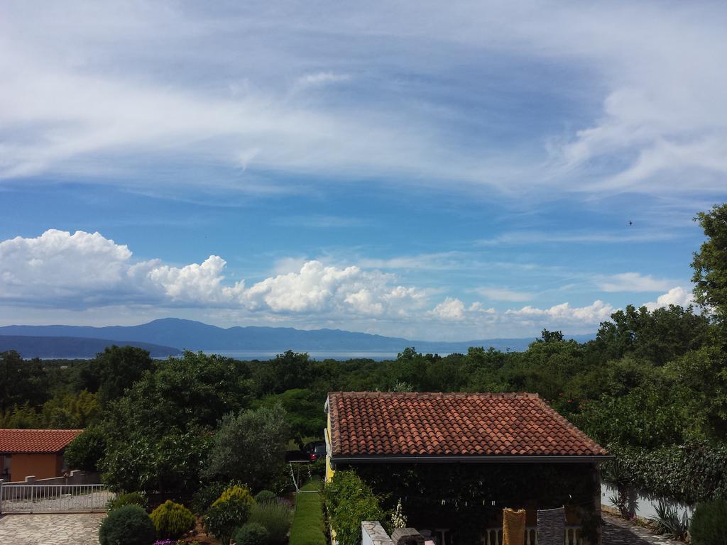 Apartment Lucija *
